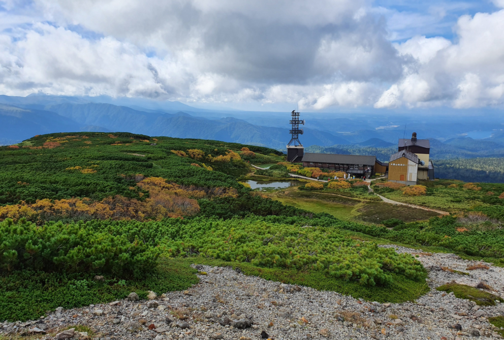 Hiking Mt. Asahidake in Daisetsuzan, Hokkaido, 100 famous Japanese mountains, hyakumeizan