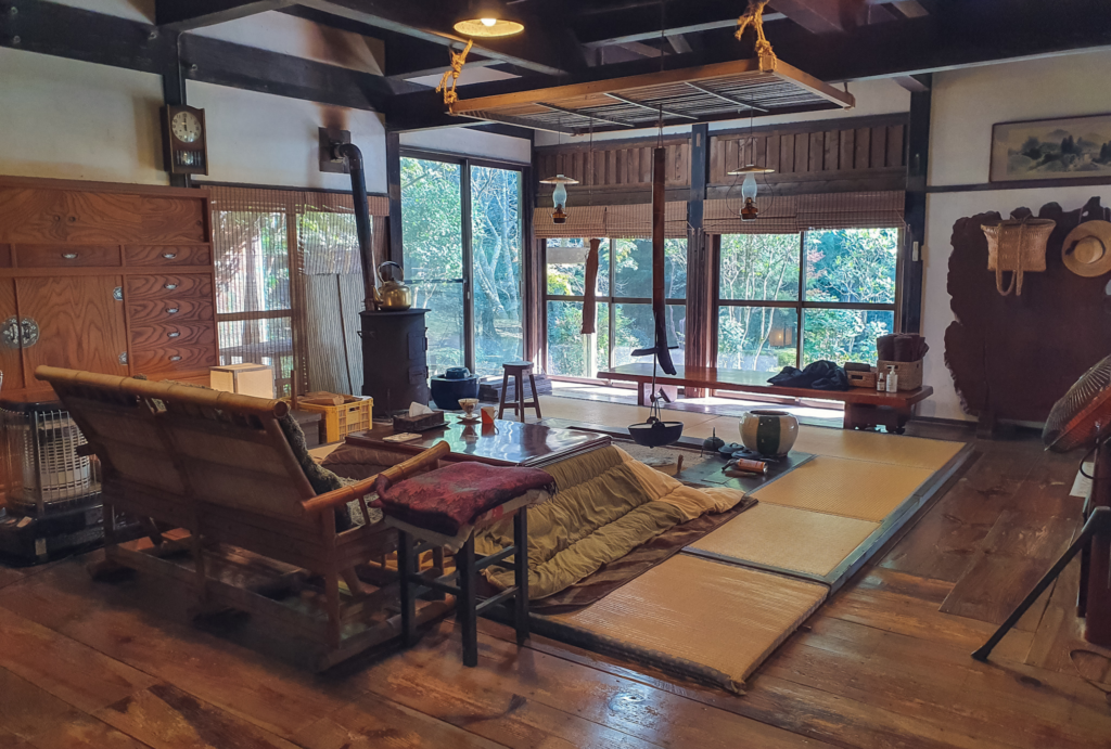Airbnb 田舎暮らししてみた。九州宮崎県にある古民家